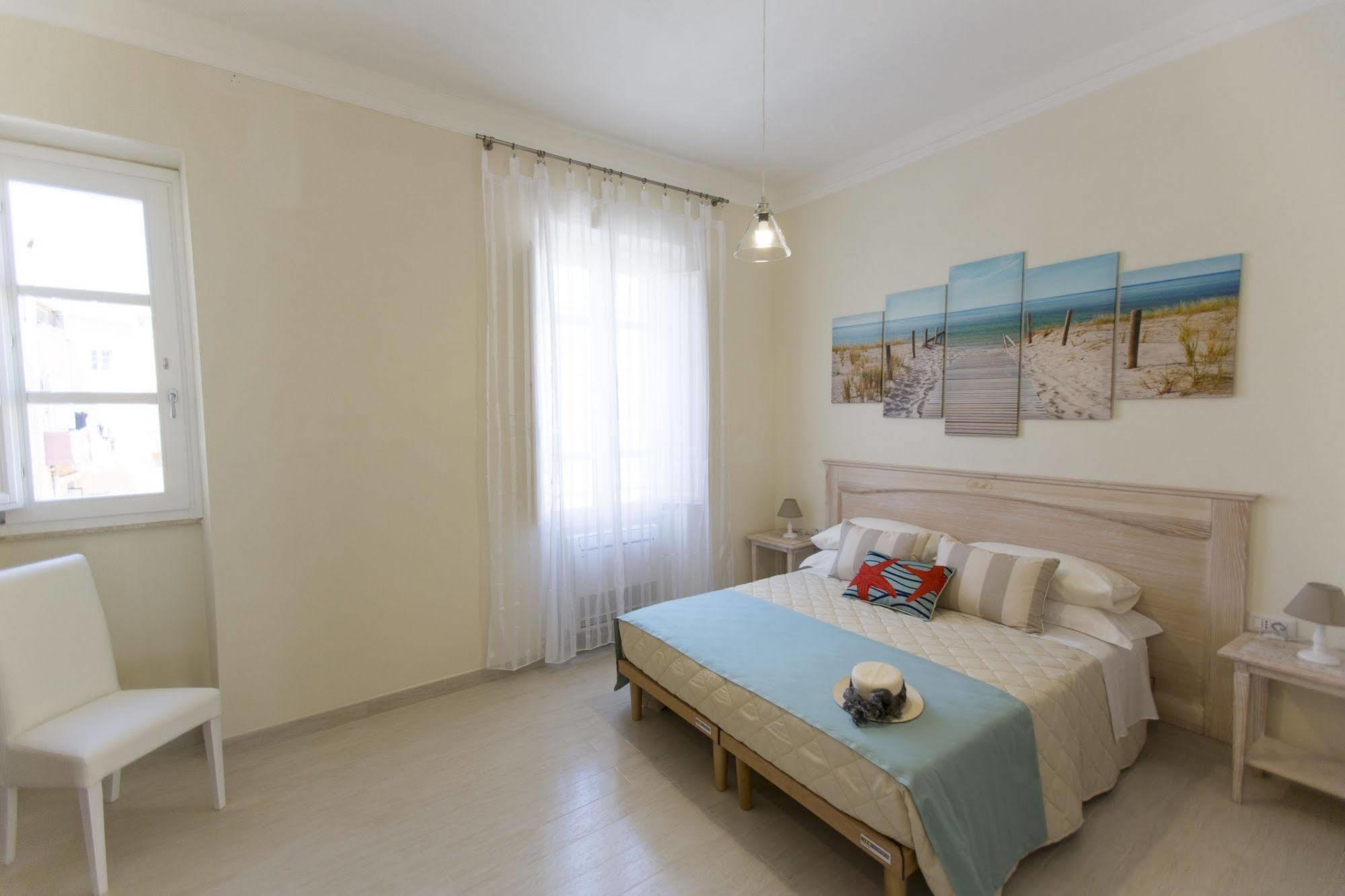 Brezza Marina Luxury Rooms Cagliari Exterior foto